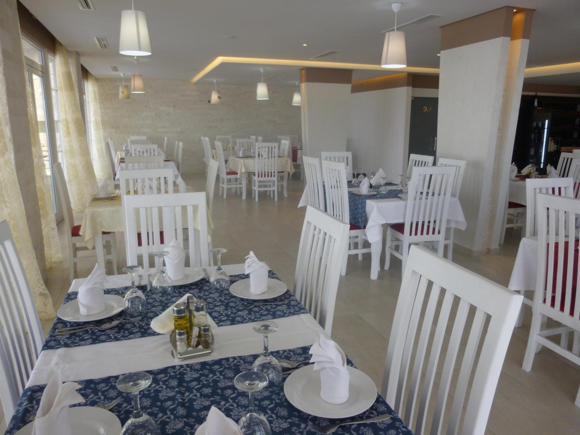 Villamaria Hotel Zvernec Экстерьер фото