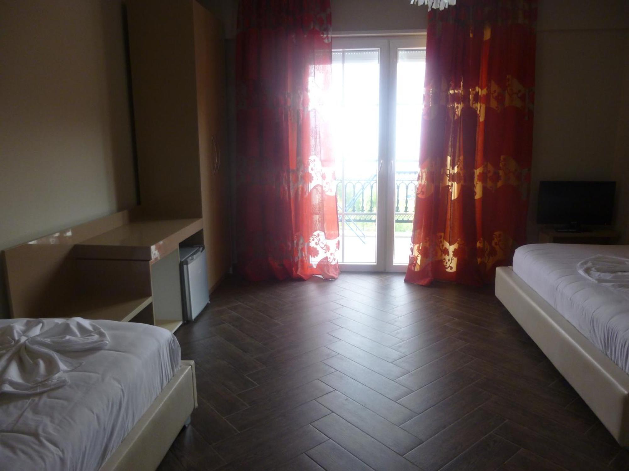 Villamaria Hotel Zvernec Экстерьер фото