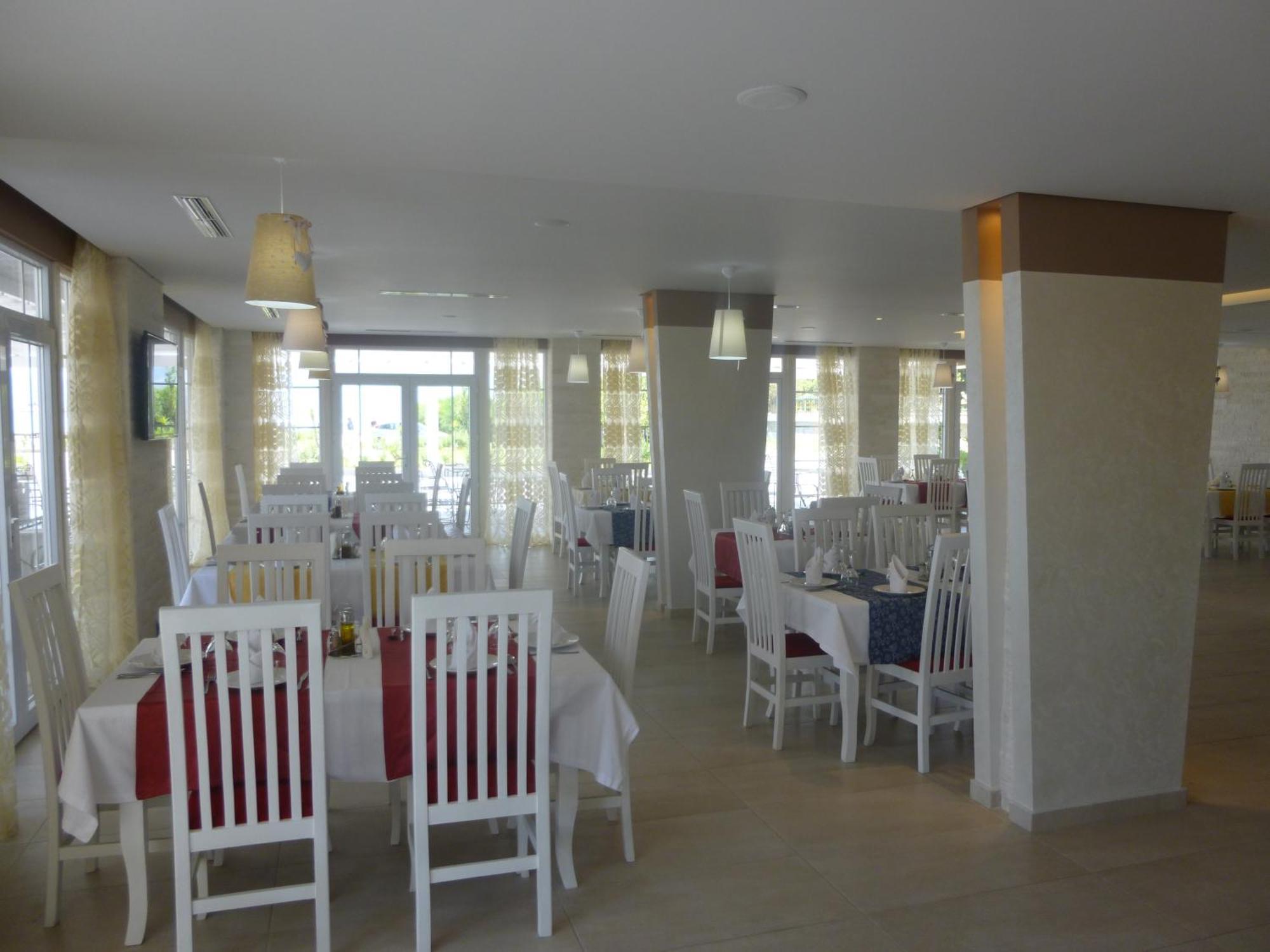 Villamaria Hotel Zvernec Экстерьер фото